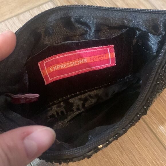 Expressions NYC Beaded Heart clutch - Picture 2 of 2